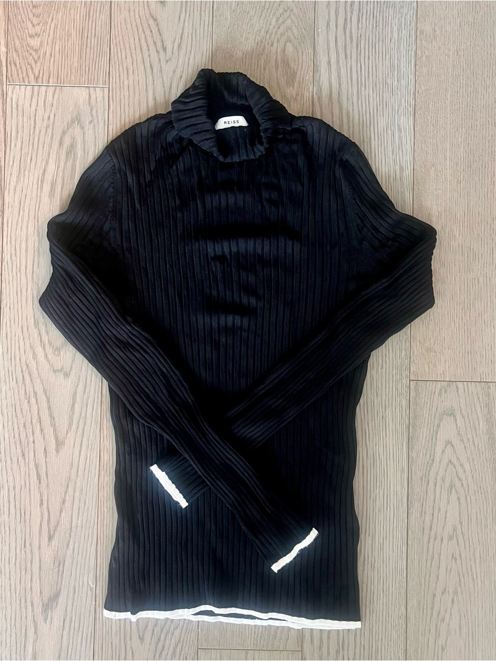 Reiss | XS | Black Ribbed Turtleneck Sweater with White Edge